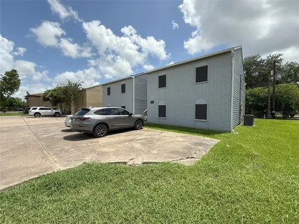 $449,900 | 409 Bauer Drive, Port Lavaca, TX 77979