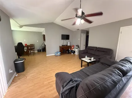 $449,900 | 409 Bauer Drive, Port Lavaca, TX 77979