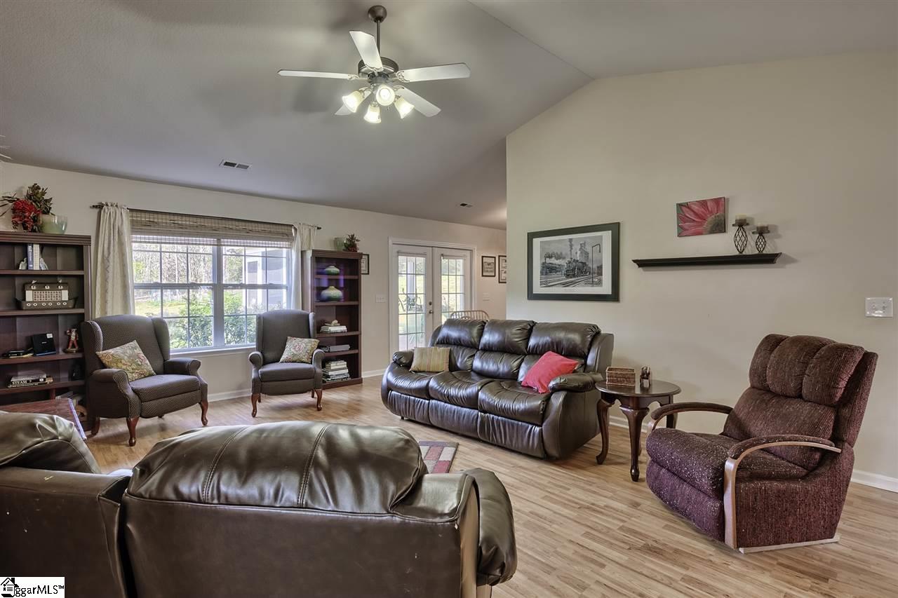 116 Spring Estates Drive Liberty, SC 29657 - Photo 6 of 23