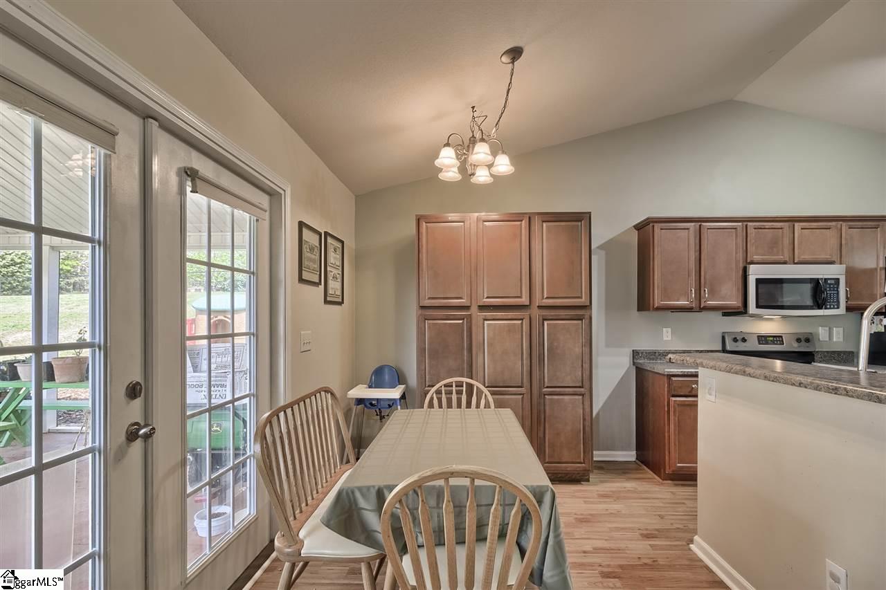 116 Spring Estates Drive Liberty, SC 29657 - Photo 7 of 23