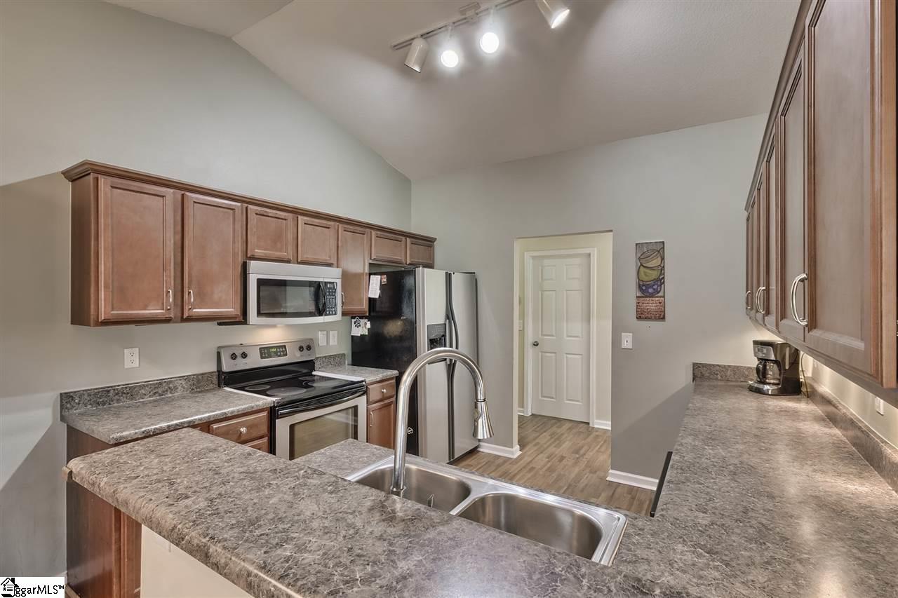 116 Spring Estates Drive Liberty, SC 29657 - Photo 10 of 23