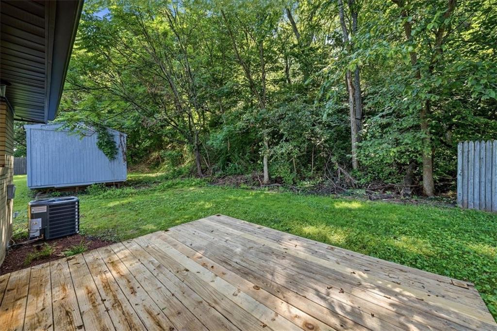 1994 McKinney Road Monroeville, PA 15146 - Photo 8 of 29 Gallery Image 8