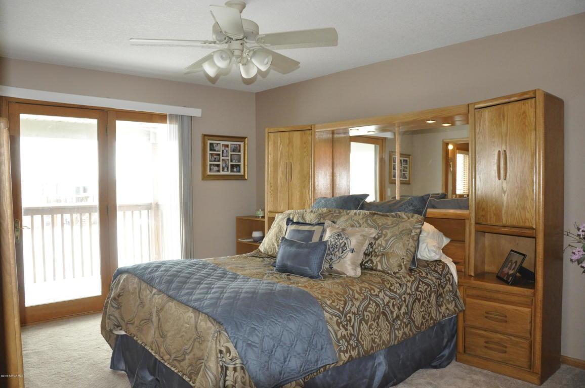 6207 South Pointe Drive Southwest Rochester, MN 55902 - Photo 11 of 40 Gallery Image 11
