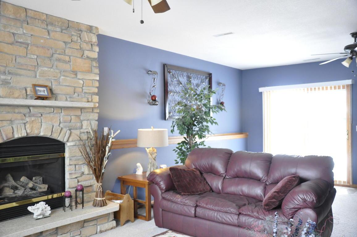 6207 South Pointe Drive Southwest Rochester, MN 55902 - Photo 20 of 40 Gallery Image 20