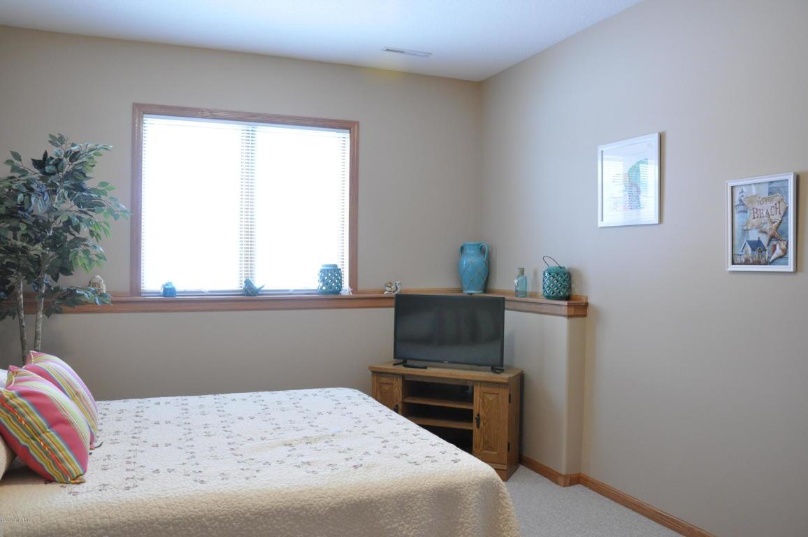 6207 South Pointe Drive Southwest Rochester, MN 55902 - Photo 27 of 40 Gallery Image 27