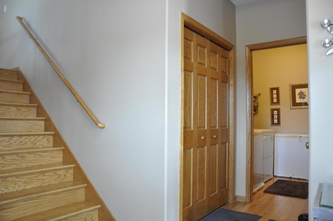 6207 South Pointe Drive Southwest Rochester, MN 55902 - Photo 34 of 40 Gallery Image 34