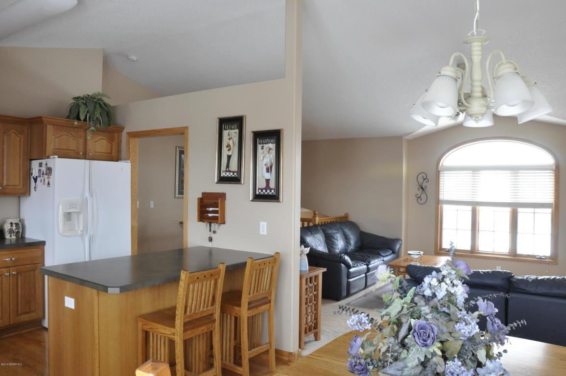 6207 South Pointe Drive Southwest Rochester, MN 55902 - Photo 7 of 40 Gallery Image 7