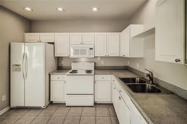 $389,000 | 3117 Summer Cruise Drive, Valrico, FL 33594