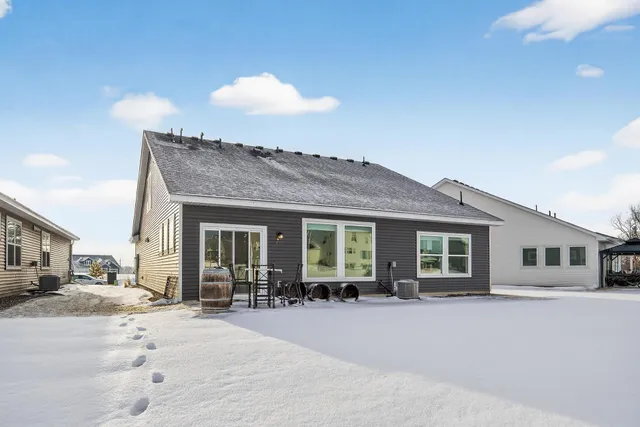 $569,900 | 14710 105th Circle North, Maple Grove, MN 55369