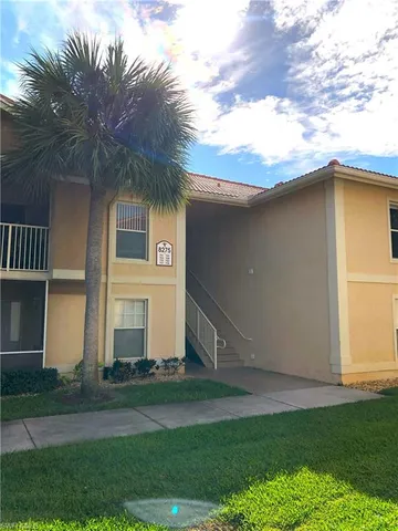 a front view of house with yard