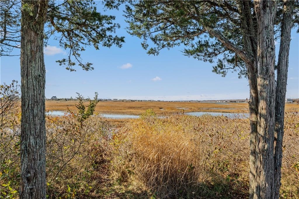 22 Breach Drive Westerly, RI 02891 - Photo 5 of 16