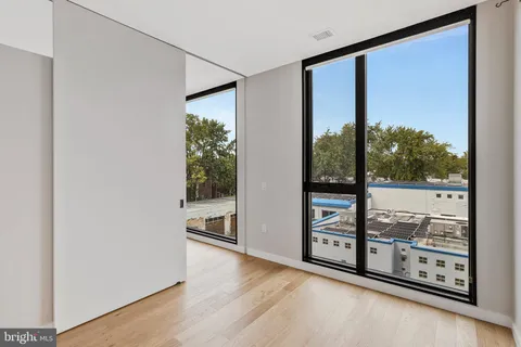$330,000 | 57 N Street Northwest, Unit 433, Washington, DC 20001