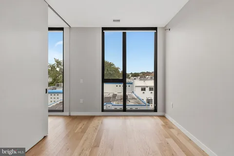 $330,000 | 57 N Street Northwest, Unit 433, Washington, DC 20001