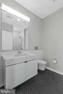 $330,000 | 57 N Street Northwest, Unit 433, Washington, DC 20001