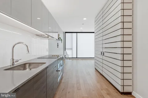 $330,000 | 57 N Street Northwest, Unit 433, Washington, DC 20001