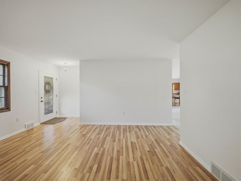 105 Louise Street Monaca, PA 15061 - Photo 2 of 26