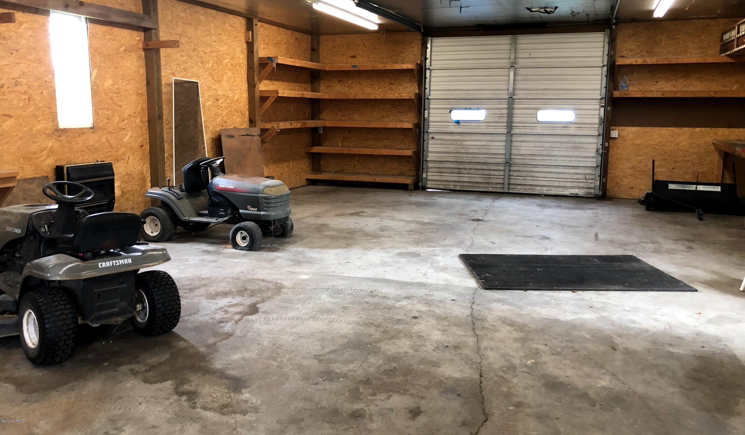 332 Tuttles Grove Road Beaufort, NC 28516 - Photo 30 of 30 Garage interior