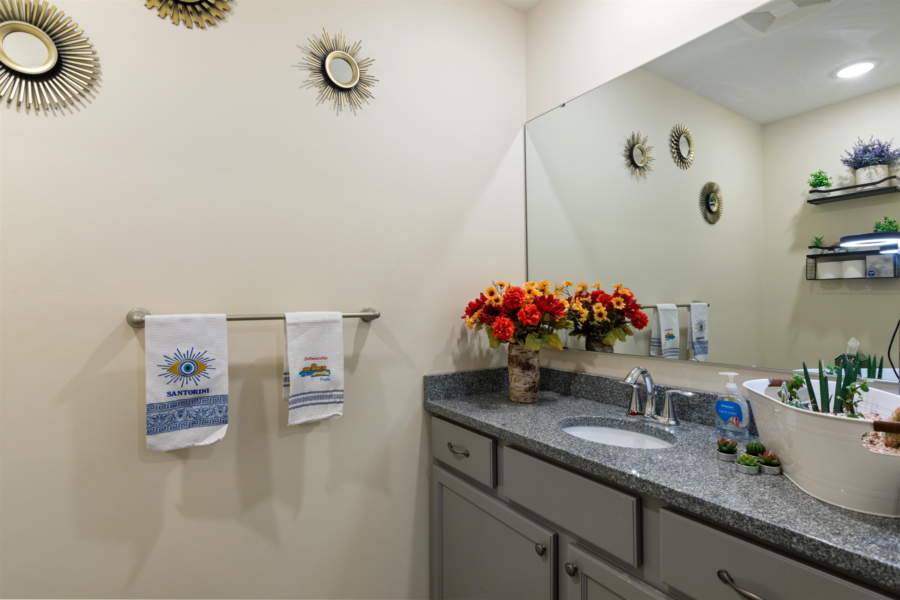 19 East Road, Unit 104 Fairfax, VT 05454 - Photo 18 of 39