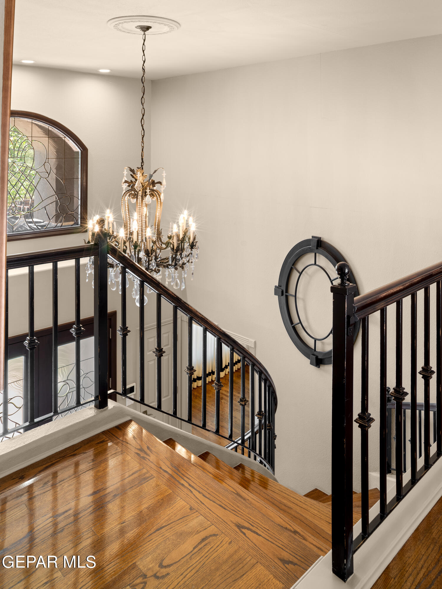 813 Rosinante Road El Paso, TX 79922 - Photo 40 of 67 a view of a balcony with wooden floor
