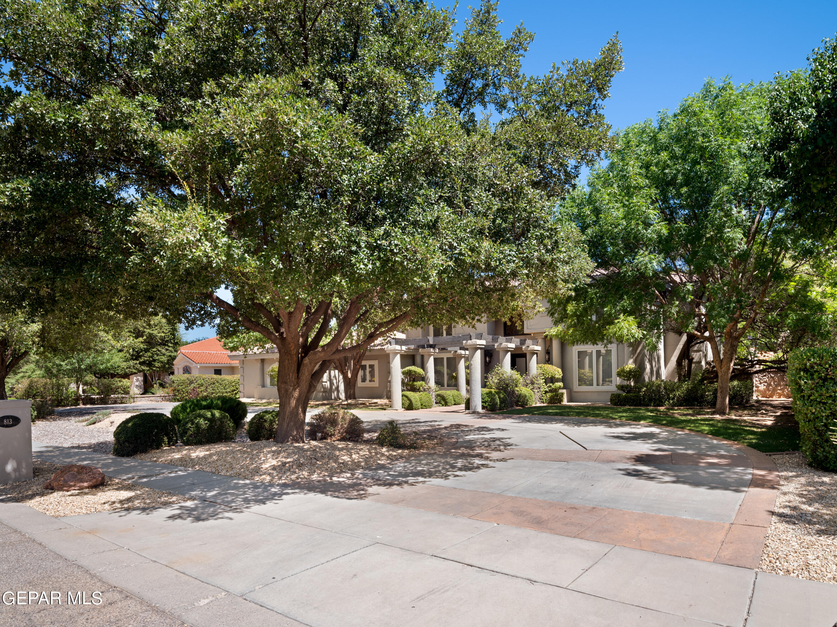 813 Rosinante Road El Paso, TX 79922 - Photo 4 of 67 a front view of a house with a yard