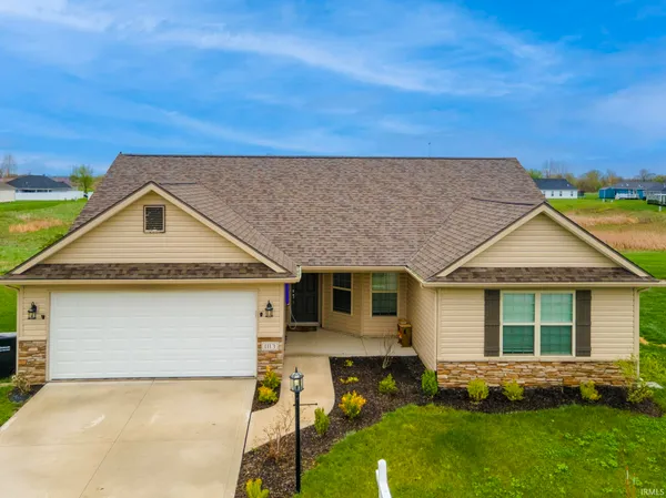 $284,900 | 1113 North Franklin Street, Garrett, IN 46738