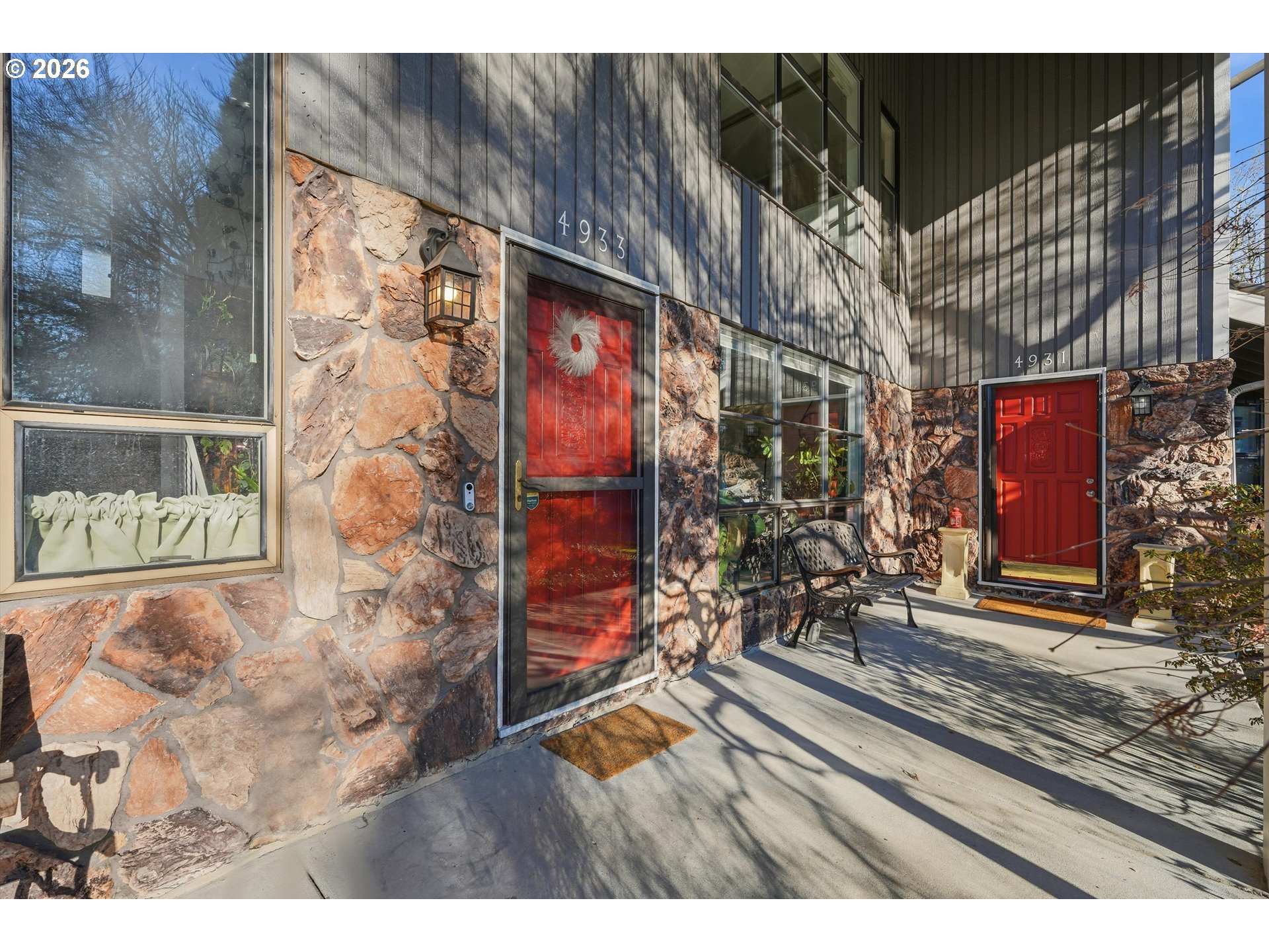 4933 Southwest Chestnut Place Beaverton, OR 97005 - Photo 2 of 32