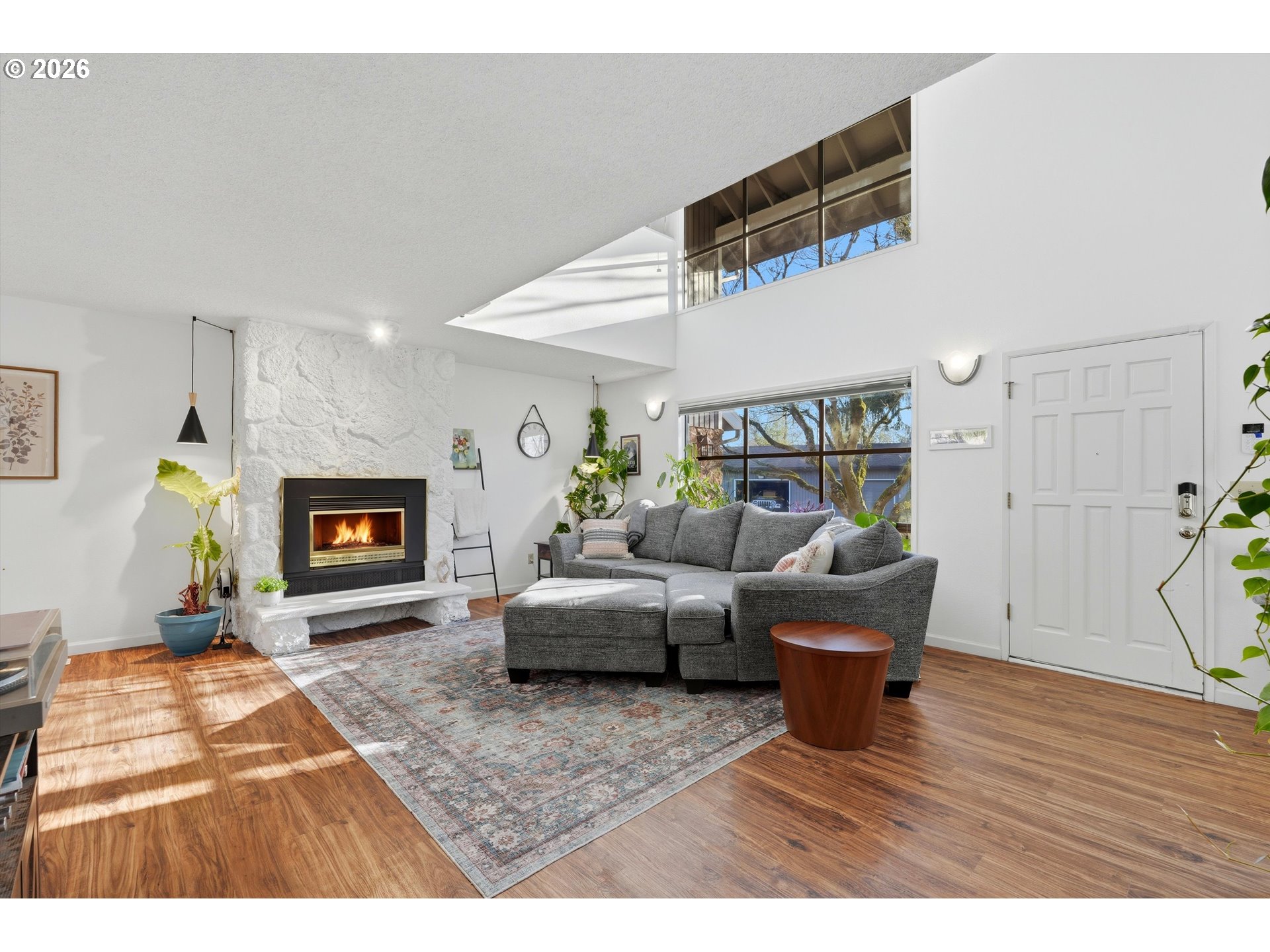 4933 Southwest Chestnut Place Beaverton, OR 97005 - Photo 3 of 32