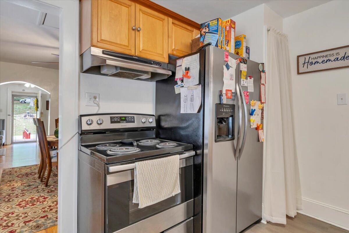 1852 Wildwood Road Salem, VA 24153 - Photo 23 of 48 21-MIB07870
