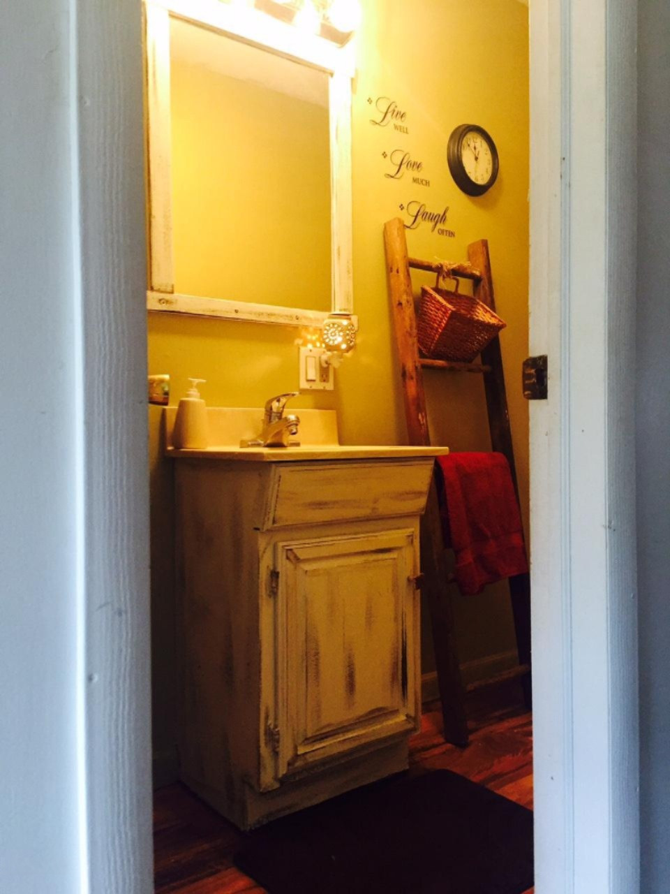 5504 Gun Lake Road Hastings, MI 49058 - Photo 19 of 27 Full Bath Second Floor