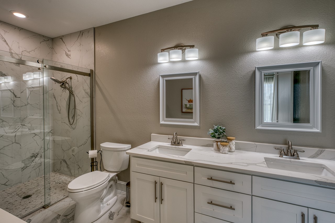 224 Blackbuck Rdg Drive Lampasas, TX 76550 - Photo 15 of 39 Dual vanities