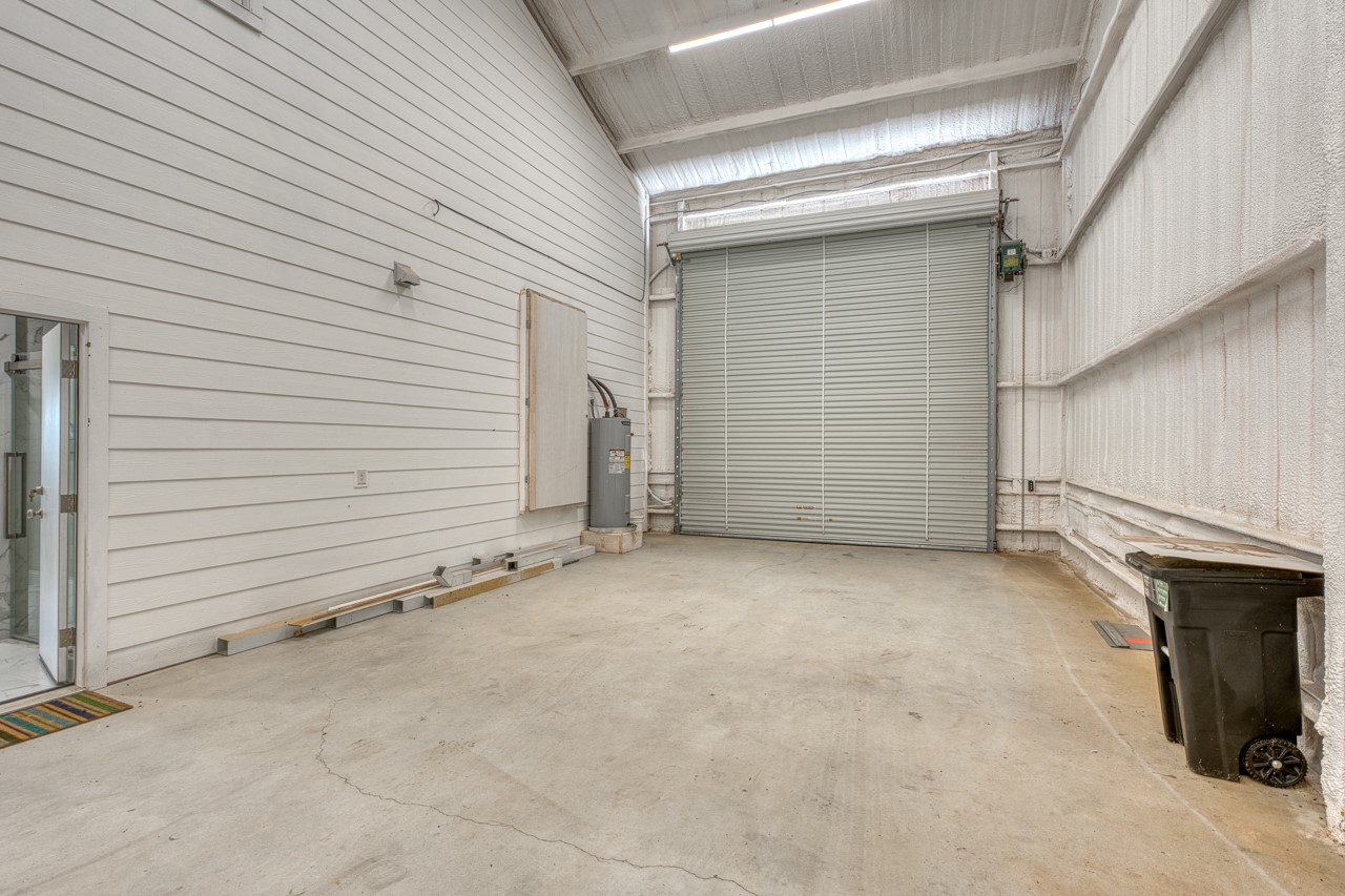 224 Blackbuck Rdg Drive Lampasas, TX 76550 - Photo 24 of 39 Some say barn some say shop; for convenience, this barndominium offers multiple exterior doors (4)