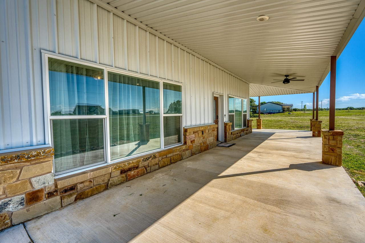 224 Blackbuck Rdg Drive Lampasas, TX 76550 - Photo 5 of 39 Side Porch