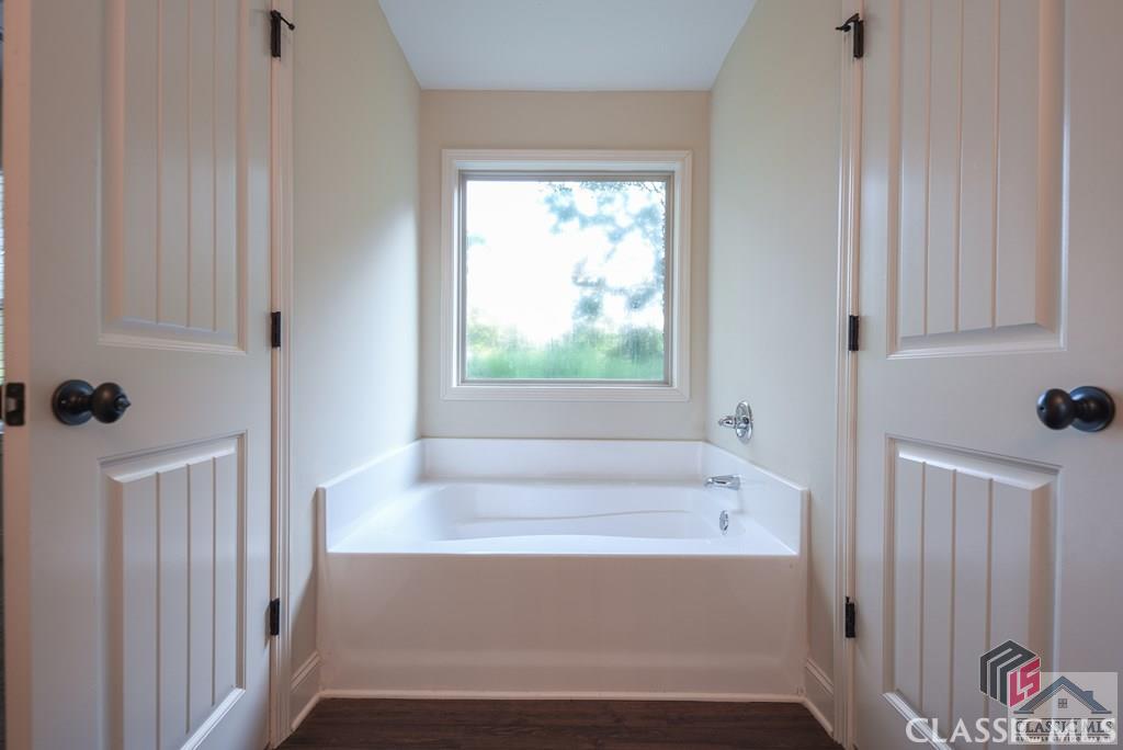 393 Ashley Lane Athens, GA 30607 - Photo 10 of 25 Gallery Image 10