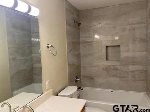 $535,000 | 11466 St Highway East, Murchison, TX 75778