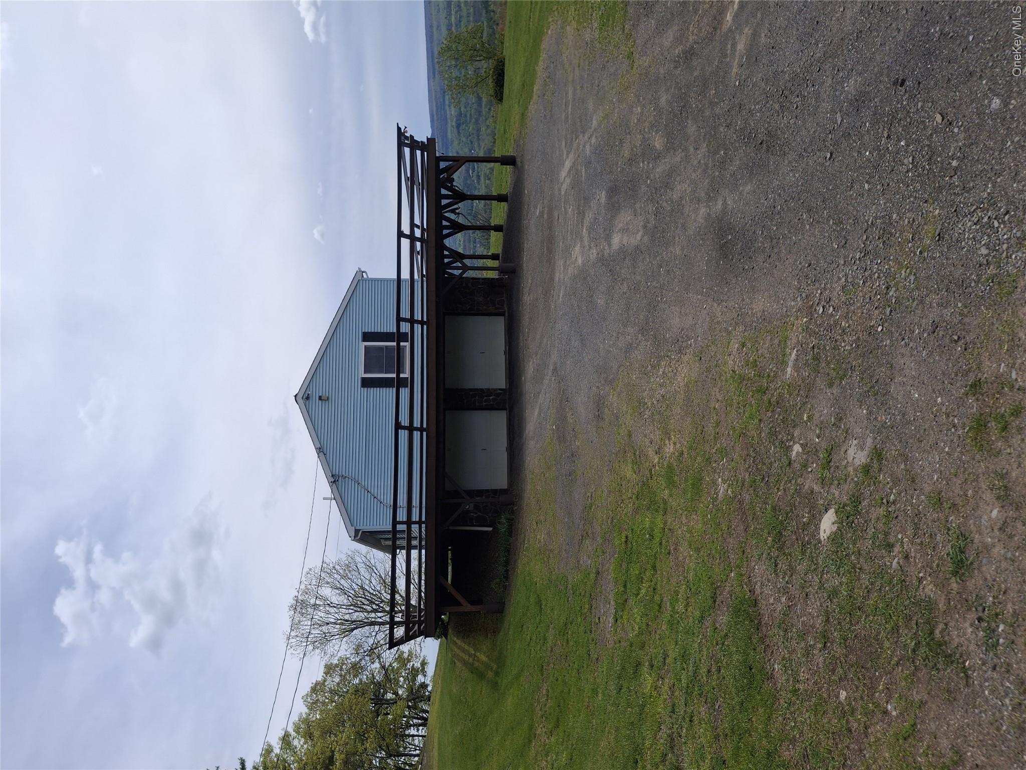 9 J&j Road Kerhonkson, NY 12446 - Photo 3 of 31