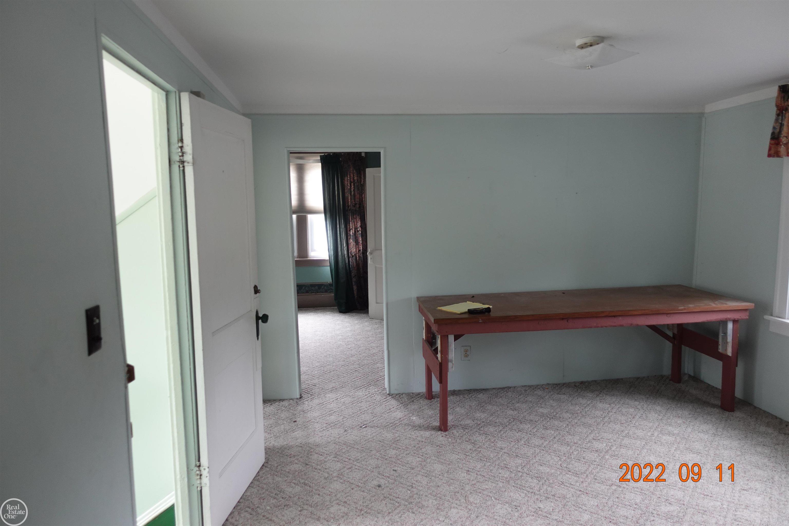 21603 Twelve Mile Road St. Clair Shores, MI 48081 - Photo 24 of 41