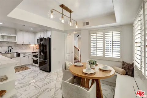 $999,000 | 7301 West Manchester Avenue, Unit 117, Los Angeles, CA 90045
