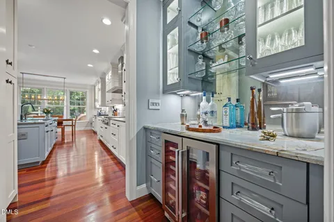$1,450,000 | 109 Springdale Way, Chapel Hill, NC 27517