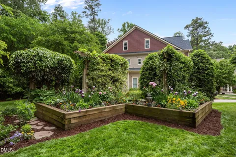 $1,450,000 | 109 Springdale Way, Chapel Hill, NC 27517