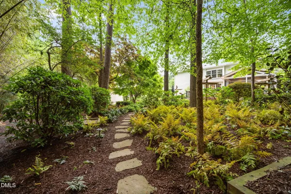 $1,450,000 | 109 Springdale Way, Chapel Hill, NC 27517
