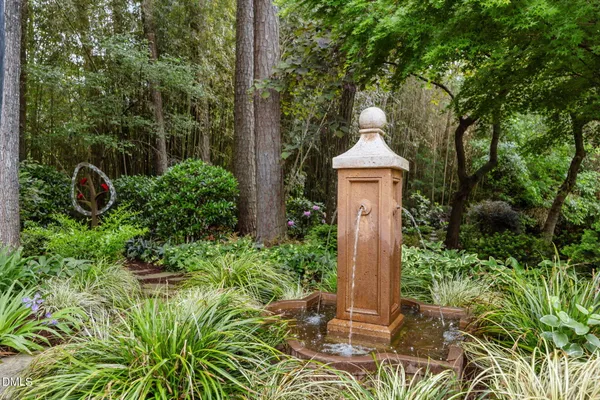 $1,450,000 | 109 Springdale Way, Chapel Hill, NC 27517