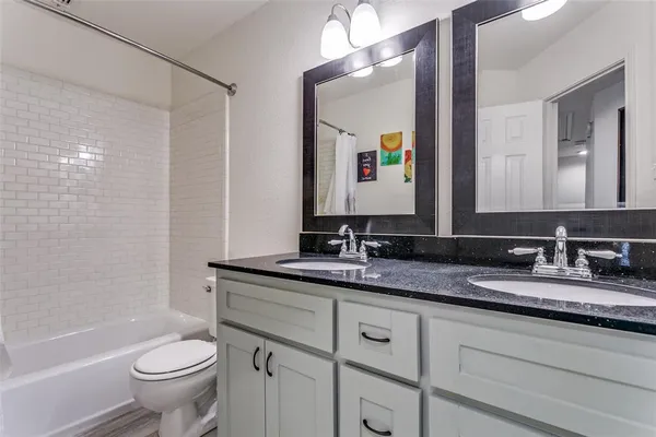 $649,900 | 3229 Birch Avenue, Grapevine, TX 76051