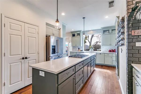 $649,900 | 3229 Birch Avenue, Grapevine, TX 76051