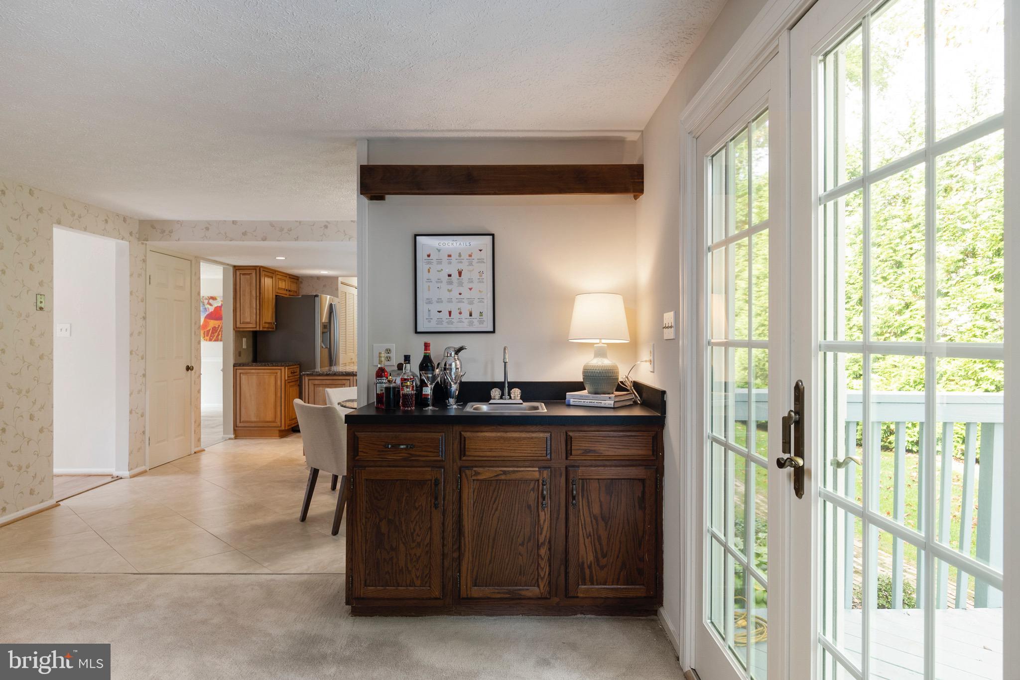 7806 Roundabout Way Springfield, VA 22153 - Photo 26 of 71 Wet Bar