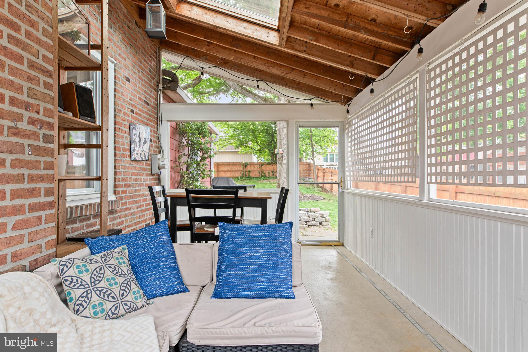 465 Briarhill Road Springfield, PA 19064 - Photo 25 of 51 Second Screened Porch