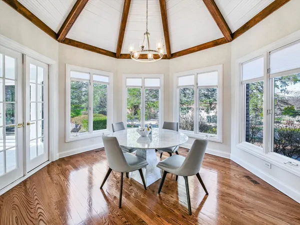 $1,950,000 | 140 Braymore Court, Inverness, IL 60010