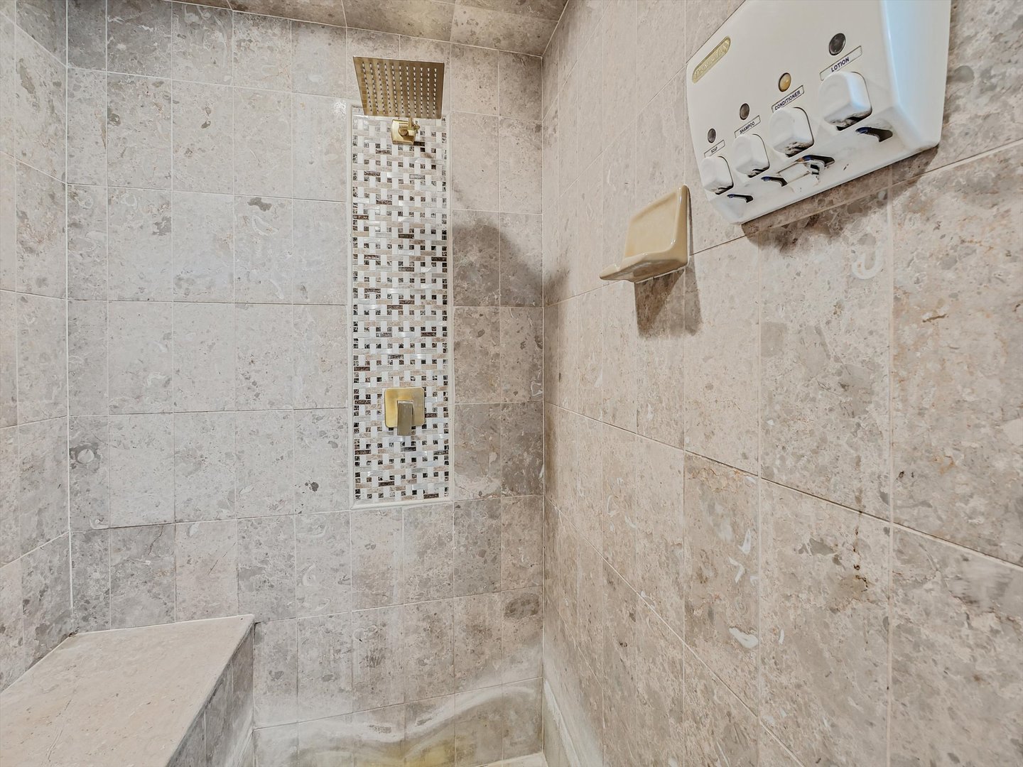 140 Braymore Court Inverness, IL 60010 - Photo 65 of 73