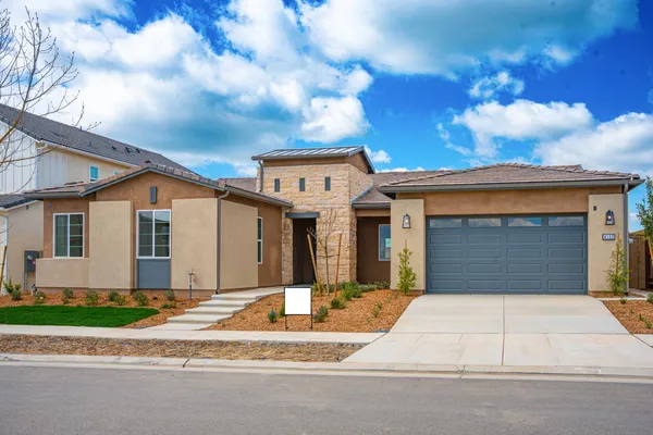 $739,900 | 4132 Blackfish Road, Madera, CA 93636