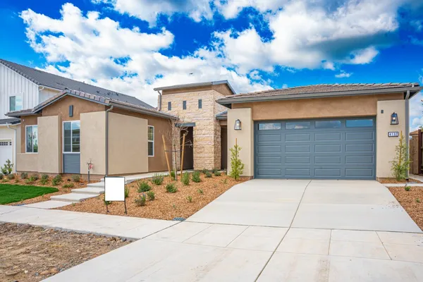 $739,900 | 4132 Blackfish Road, Madera, CA 93636