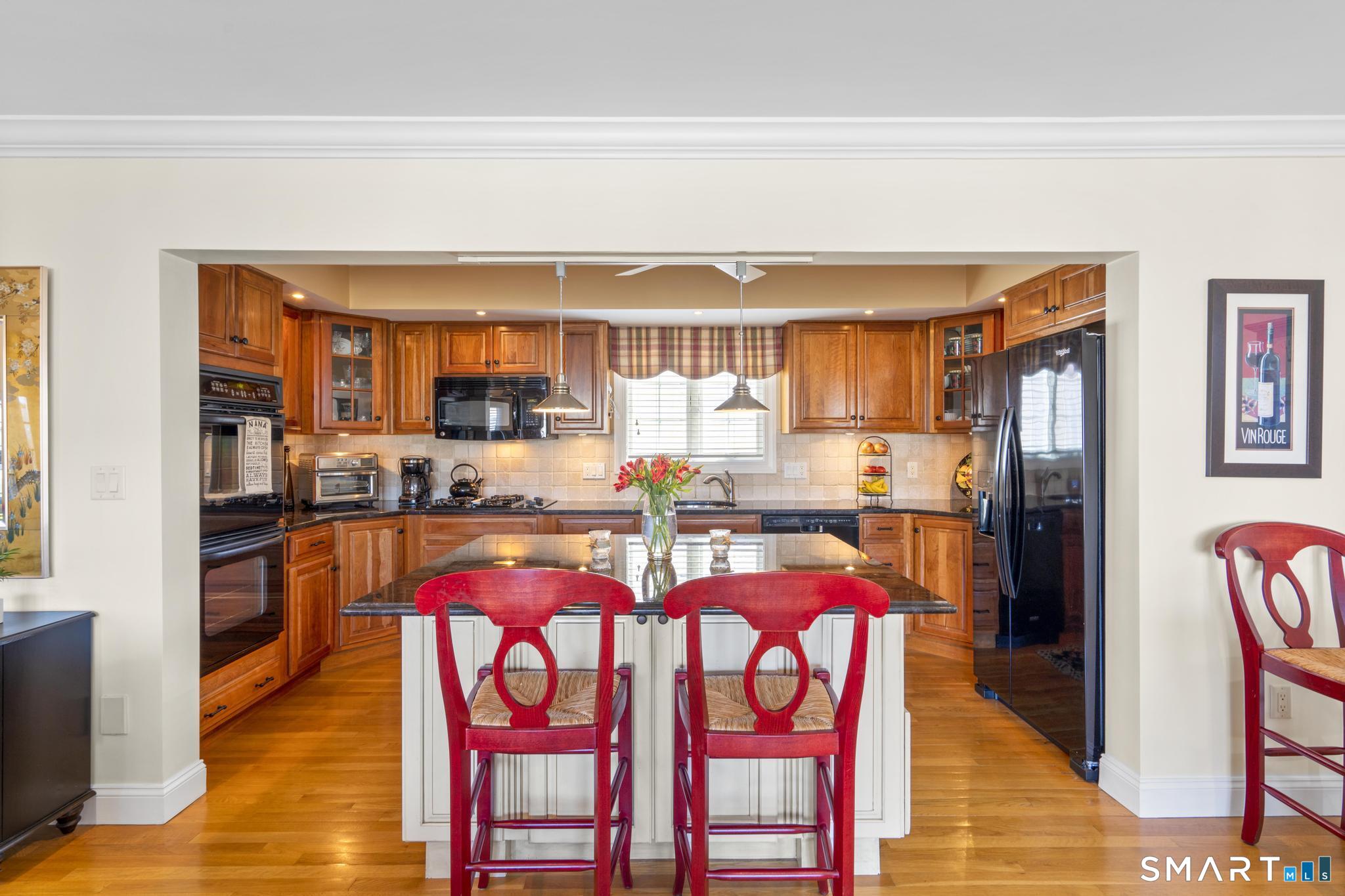 77 Merwin Avenue, Unit A Milford, CT 06460 - Photo 13 of 40